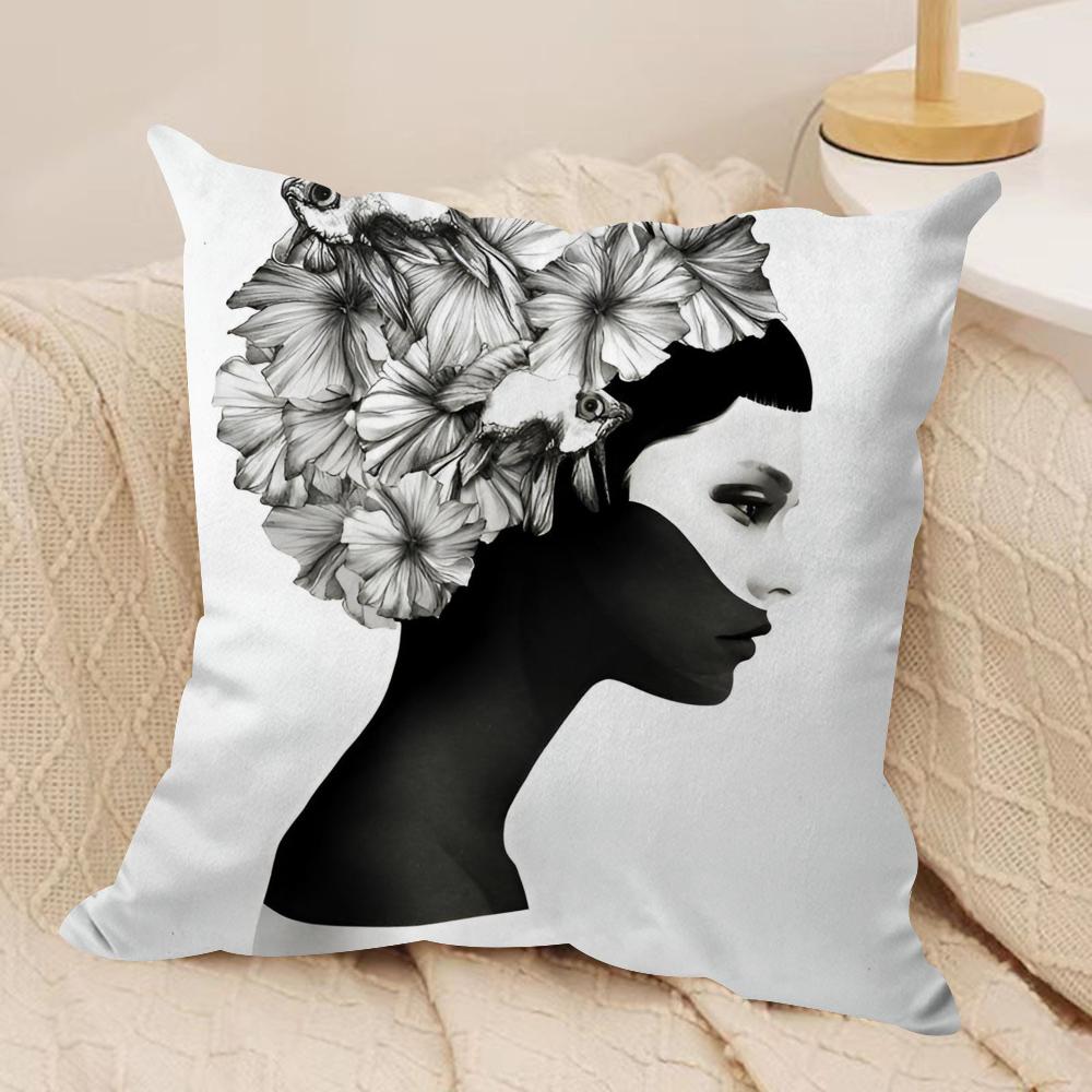 Black White Wonder Girl Cushion Cover Silky Short Plush DoubleSided Printed Pillow Case for Sofa All Seasons Home Decor Gift