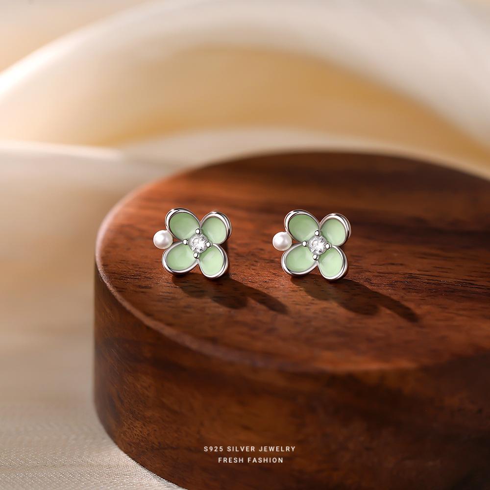 S925 Sterling Silver Green Flower Stud Earrings with Pearl & Zircon, Dainty Fresh Fashion Jewelry for Women серебряный