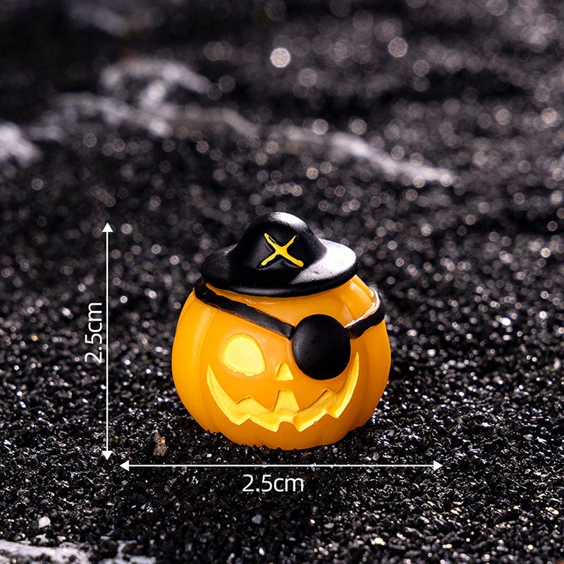 Halloween Cute Pumpkin Miniature Figurines Resin Craft Micro Landscape Home Decor Car Interior Desktop Decoration Holiday Gifts