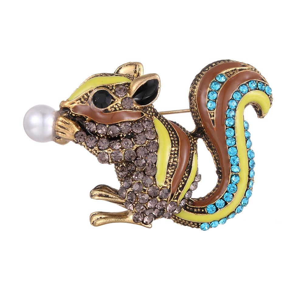 Cute Rhinestone Squirrel Brooch For Woman Clothing Accessories Party Enamel Animal Brooches
