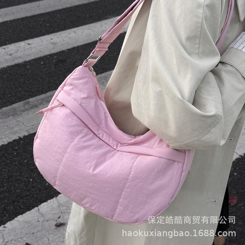 2025 New Versatile Shoulder Bag Autumn and Winter Down Jacket Bag Large Capacity Fashion Korean Niche Crossbody Dumpling Bag