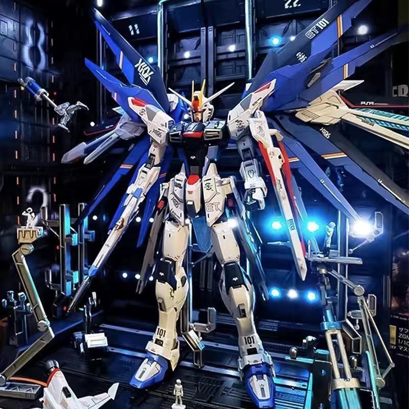 HG Strike Freedom Unicorn Red Astray Gundam Model Building Kit