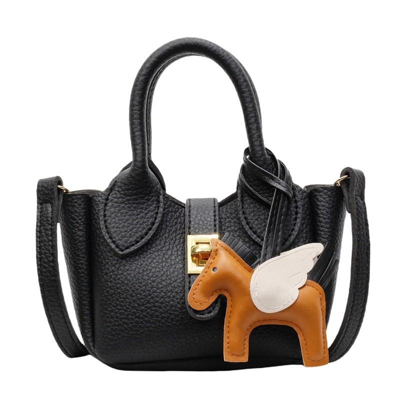 Horse Pendant Pu Water Bucket Handbag With Stitching Details And Mobile Pocket For Casual Outings