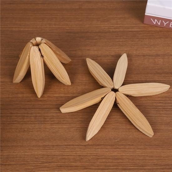 Christmas Tree Trivet Set with Stand Heat Resistant Pot Holders Wooden Bowl And Cup Coaster Kitchen Table Decoration