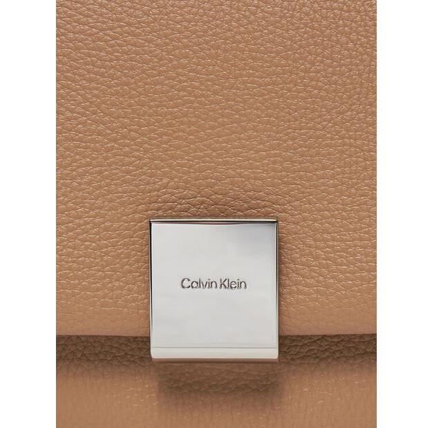 Bag Calvin Klein Calvin Klein Ck Plaque Medium Shoulder Bag K60K612783 Brown