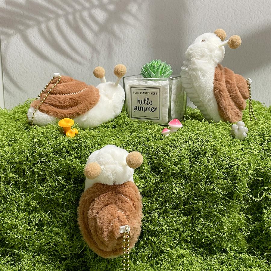 Cartoon Snail Plush Pendant Toy - Kids' Claw Machine Prize or Kindergarten Gift
