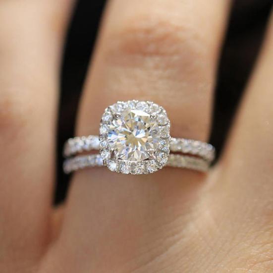 2Pcs/Set Luxury Women Engagement Wedding Rhinestone Inlaid Stacking Ring Jewelry