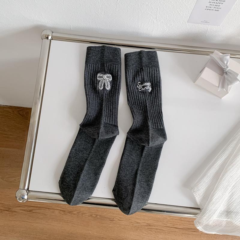 

5pair 25 Spring And Summer Thin Socks Women S Ab Version Bow Letter Embroidery Medium Tube Socks Double Needle Stacking Socks Women S Socks Long One size fits all темно-серого