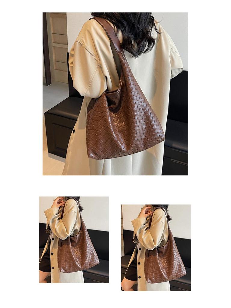 Women's Large-Capacity Fashionable Shoulder Bag for Work and Casual Use