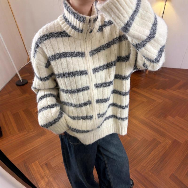 Retro lazy loose striped sweater jacket women's autumn and winter new versatile stand-up neck zipper knitted cardigan tide