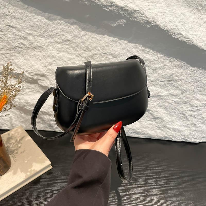 Pu Saddle Bag With Solid Color Design For Daily Casual Women