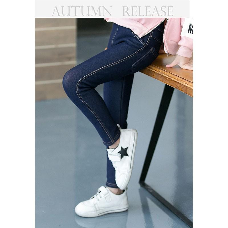 Girls' Korean-Style Warm Velvet Leggings for Autumn & Winter - Denim Look, Slim Fit for Kids