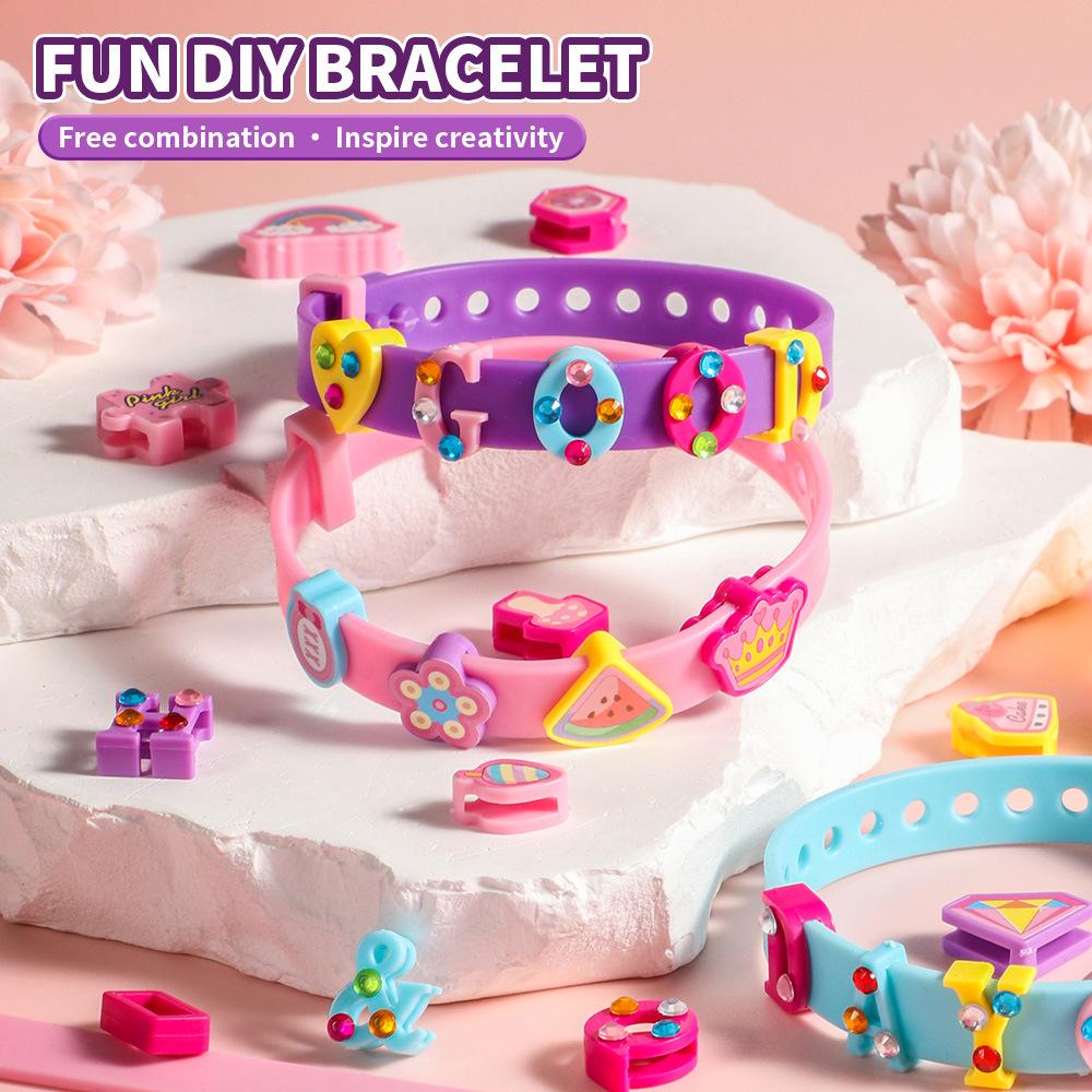 Kinder DIY Armband & Fußkettchen Set mit Perlen: Cartoon-Buchstaben-Schmuckspielzeug für Mädchen