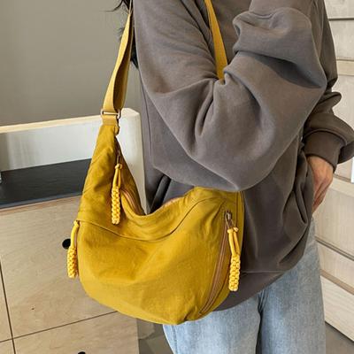 Yousheng Bolsa feminina transversal com alça ajustável Bolsa de bolinho de grande capacidade Fecho de zíper Design com vários bolsos Bolsa tipo tiracolo para uso diário