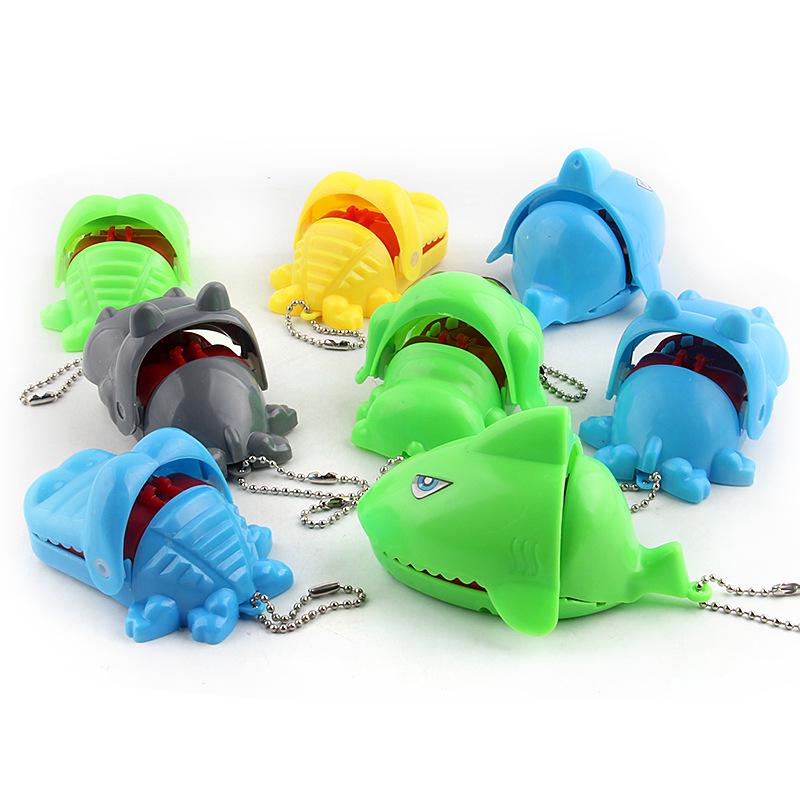 New And Strange Mini Biting Hand Tricky Toy, Trumpet Biting Shark, Crocodile, Vicious Dog