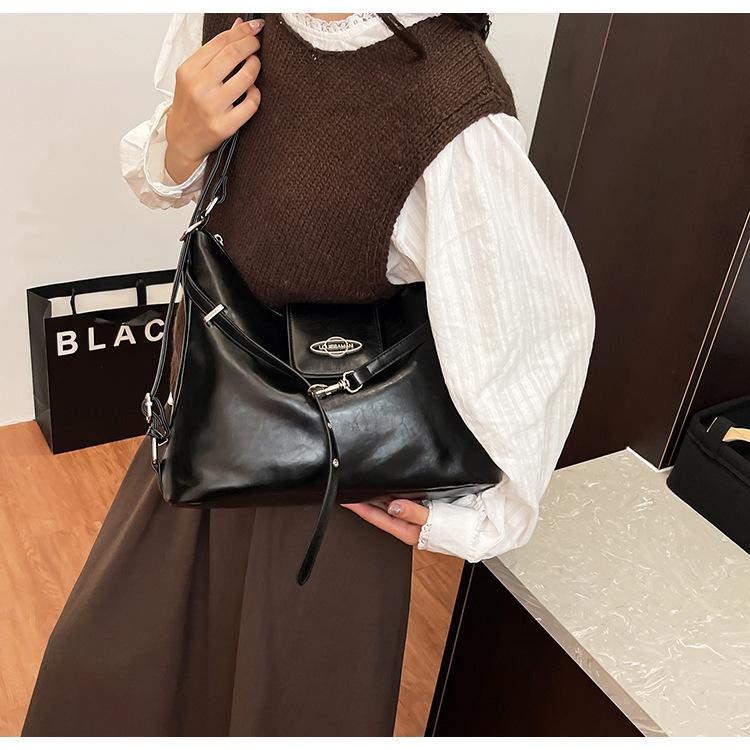 Women's large-capacity new autumn and winter leisure shoulder messenger commuter bag multi-functional backpack