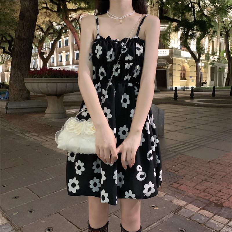 2026 Summer New Large Size French Sweet Spice Girl Waist First Love Floral Fat MM Black Thin Suspender Dress