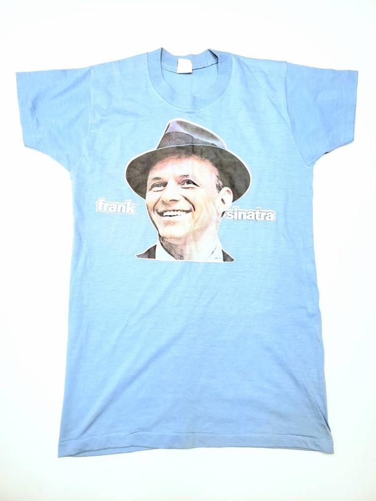 Frank Sinatra True Vintage Iron On Classic T-Shirt From The 70's, Baby Blue, Medium, Rat Pack, Crooner, Ol Blue Eyes, Vintage T-Shirt, Retro