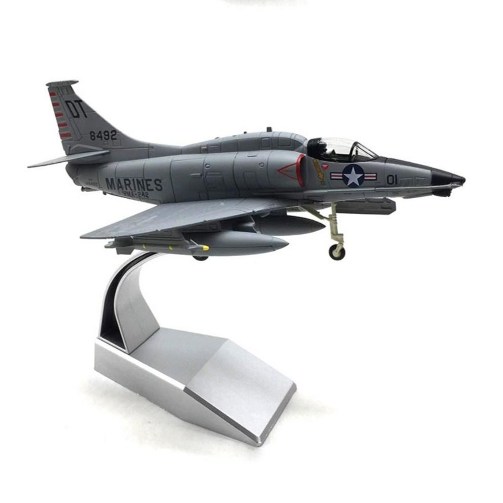 1:72 Scale Die-cast A-4M Skyhawk Fighter Jet Model