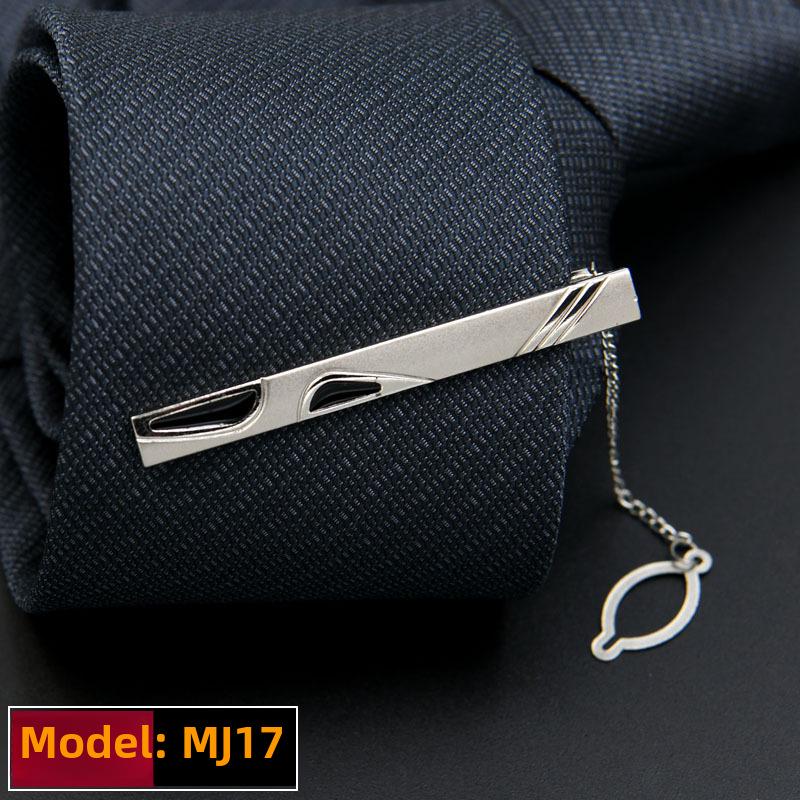 Silberne Krawattenklammer für Herren – formelles, schlichtes, professionelles Accessoire