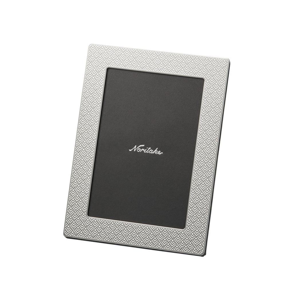 Noritake Photo Frame, Geometric, Approximately 15.5cm High, 11.5cm Wide, 1.5cm Deep, Silver Stainless Steel, MC17/MT-PH