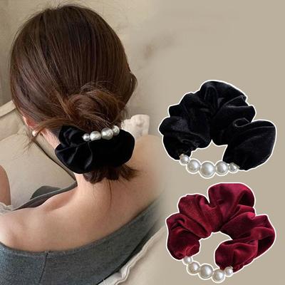 Fashion Advanced Classic Velvet Pearl Hair Ties Scrunchies for Women Girls Ponytail Holder Korean Hair Accessories