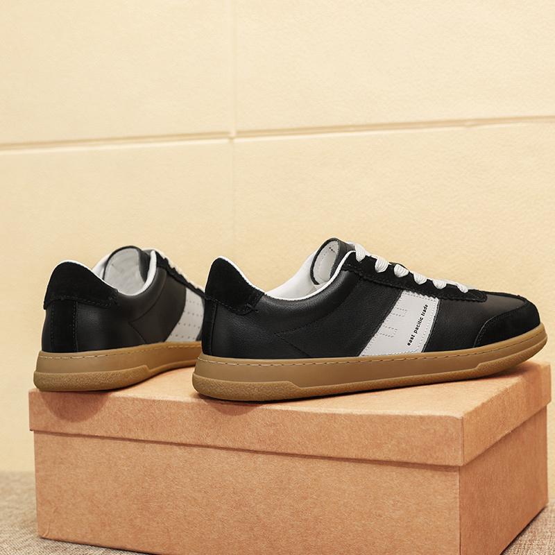 Модные стильные кроссовки на шнуровке — фото 6