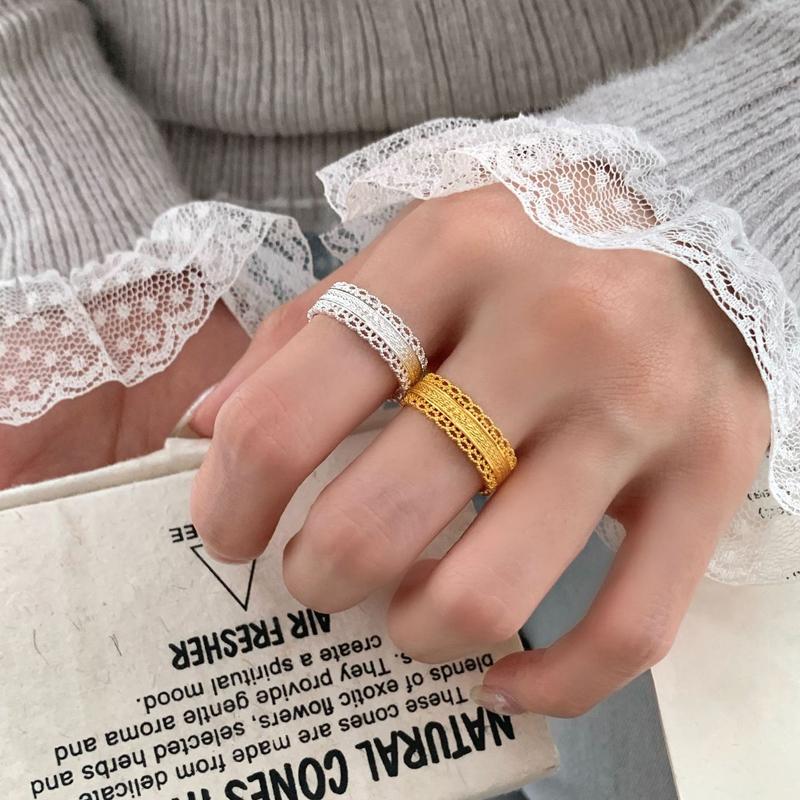 Vintage Lace Open Ring for Women Men Exquisite Elegant Wide-Band Finger Ring Simple Casual Versatile Adjustable Jewelry Gift New