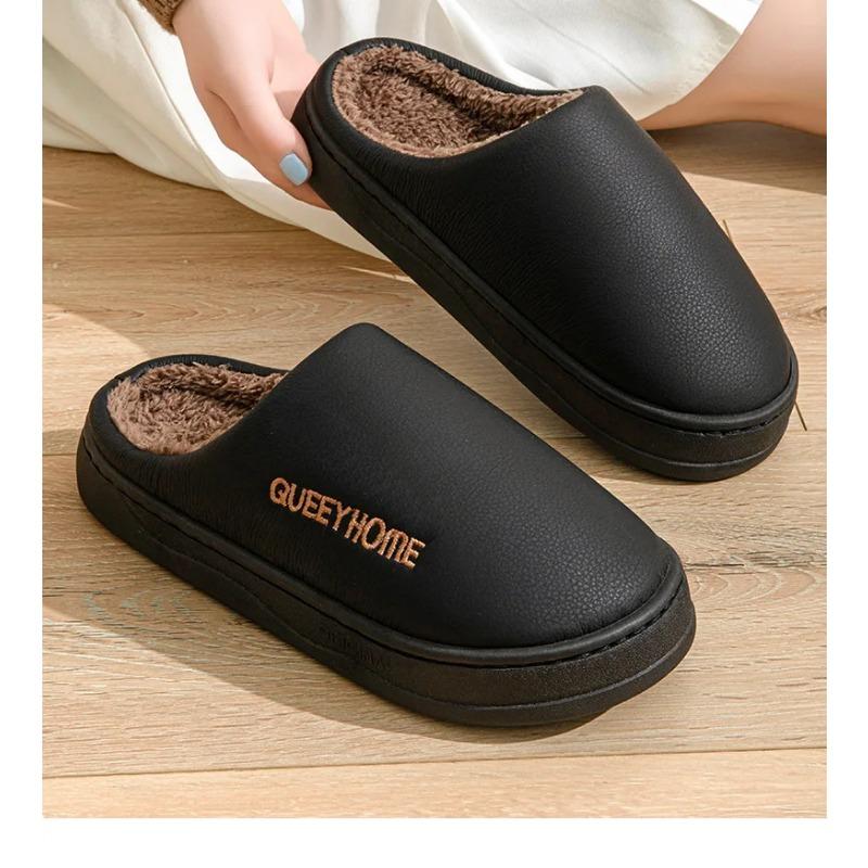 Waterproof cotton slippers for men anti slip for winter suitable for home use thick soled cotton slippers for women