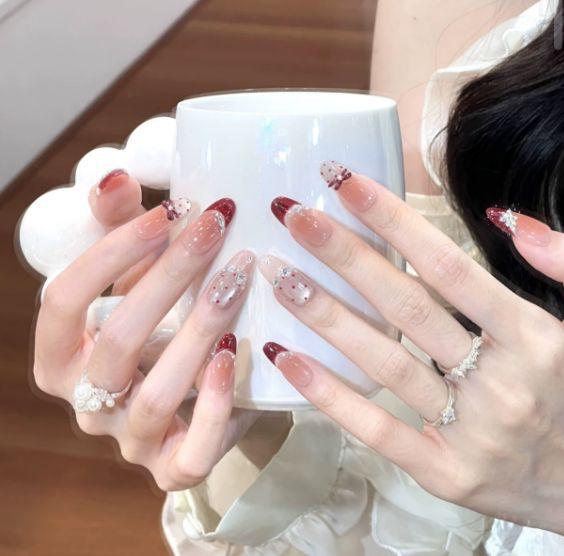 Super Flash Style: High-Class Aura Cat Eye Handmade Nail Tips for Young Ladies