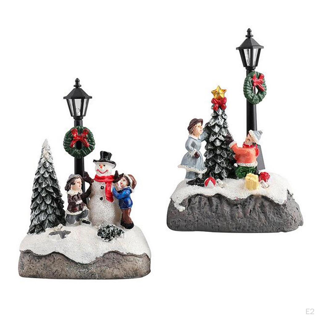 Sets Weihnachtsbaum drinnen und draußen Szene Dorfhäuser Dekoration