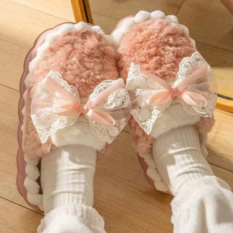 

Хлопковые тапочки с бантом женские для послеродового периода зимние теплые нескользящие домашние новые пушистые тапочки зимние Size 40-41 [Suitable for 39-40 feet]