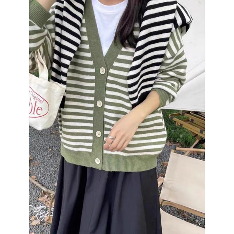 Autumn and winter new striped smiley face knitted cardigan sweater women's jacket fashionable versatile lazy V-neck long-sleeved top