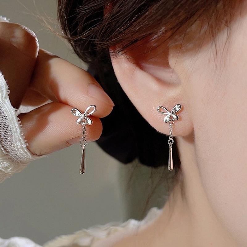 

Серебряные серьги S925 Instagram красные с милым бантом и длинной бахромой для ушей в подарок подруге, серьги-капли в форме бабочки