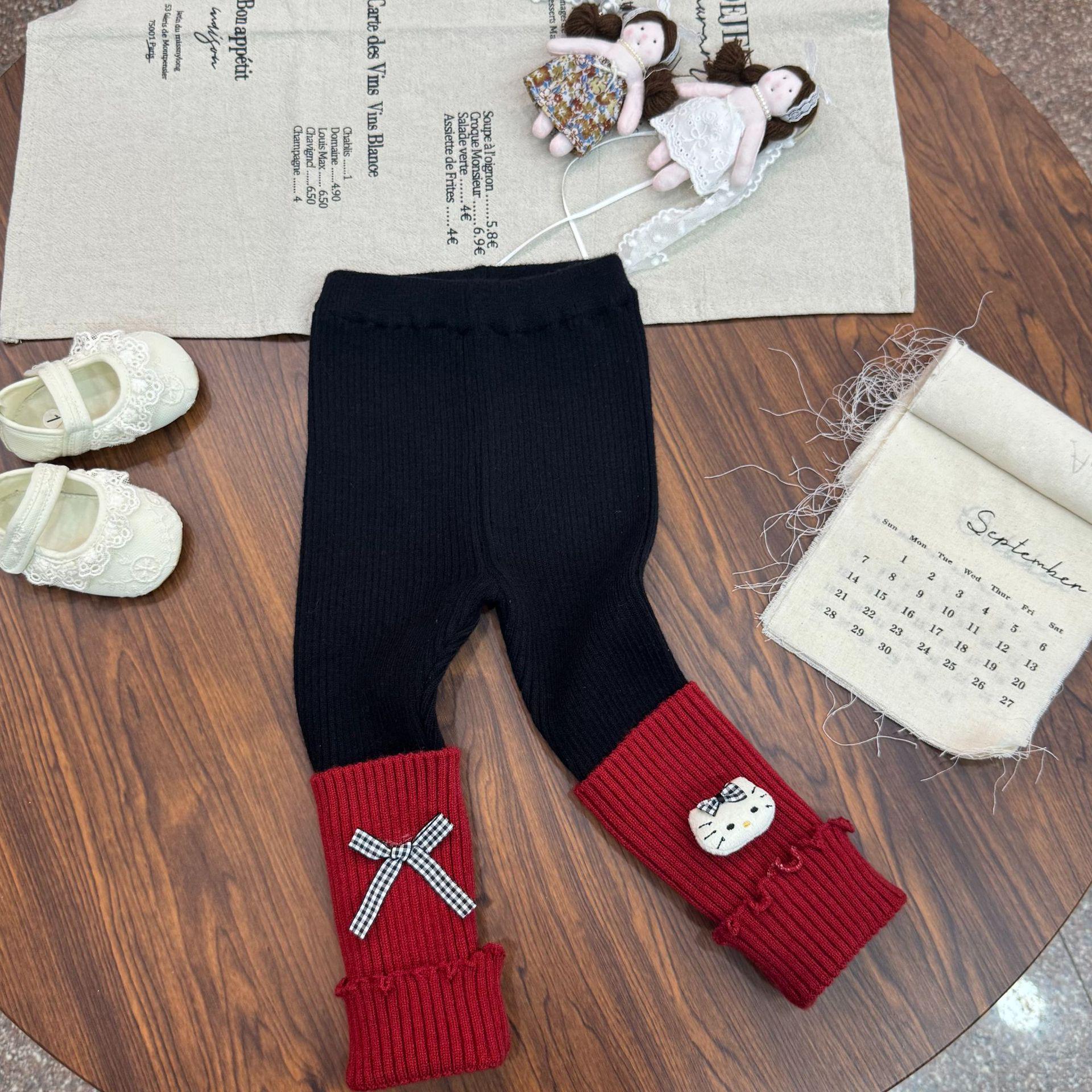 

Girls Knitted Straight Leg Leggings with Fleece, KT Bow & Cute Sock Lining - Autumn/Winter 2025. 130 cm