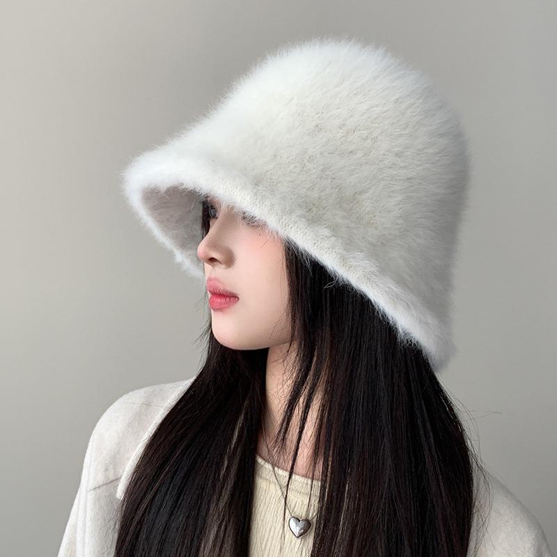High-end hairy white rabbit fur bucket hat women's autumn and winter versatile bucket hat showing washbasin hat
