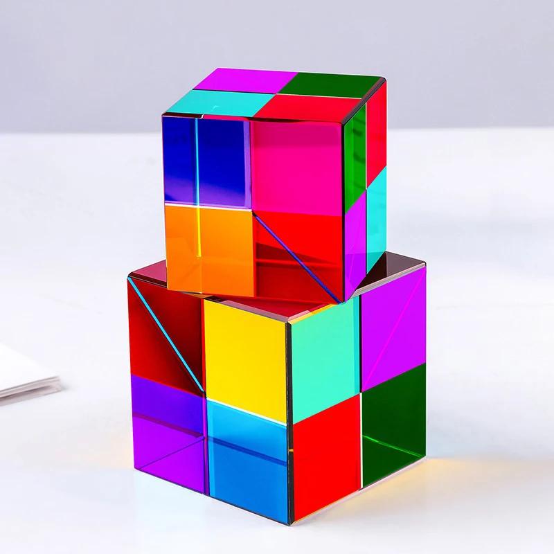 Miniatury Stolní figurky Rubik Cube K9 Barevné Křišťálové kostky Ornamenty Moderní obývací pokoj Originální kreativní sochy Domácí dekorace Řemesla
