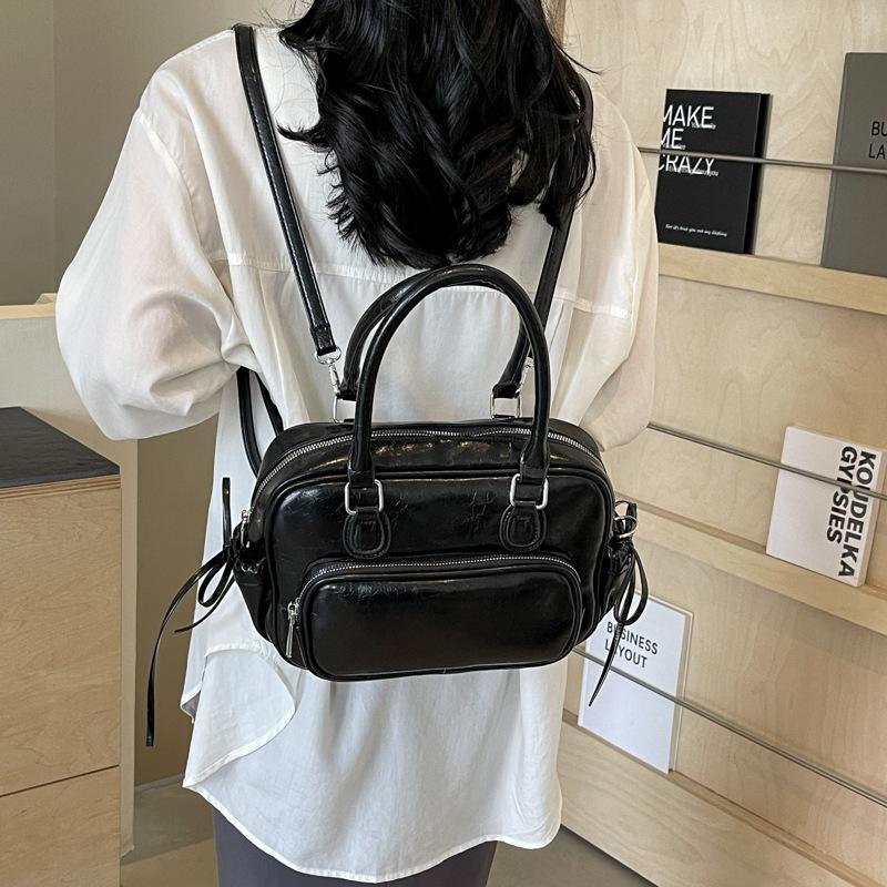Niche design backpack 2025 new winter fashion simple small square bag versatile casual shoulder messenger women's bag