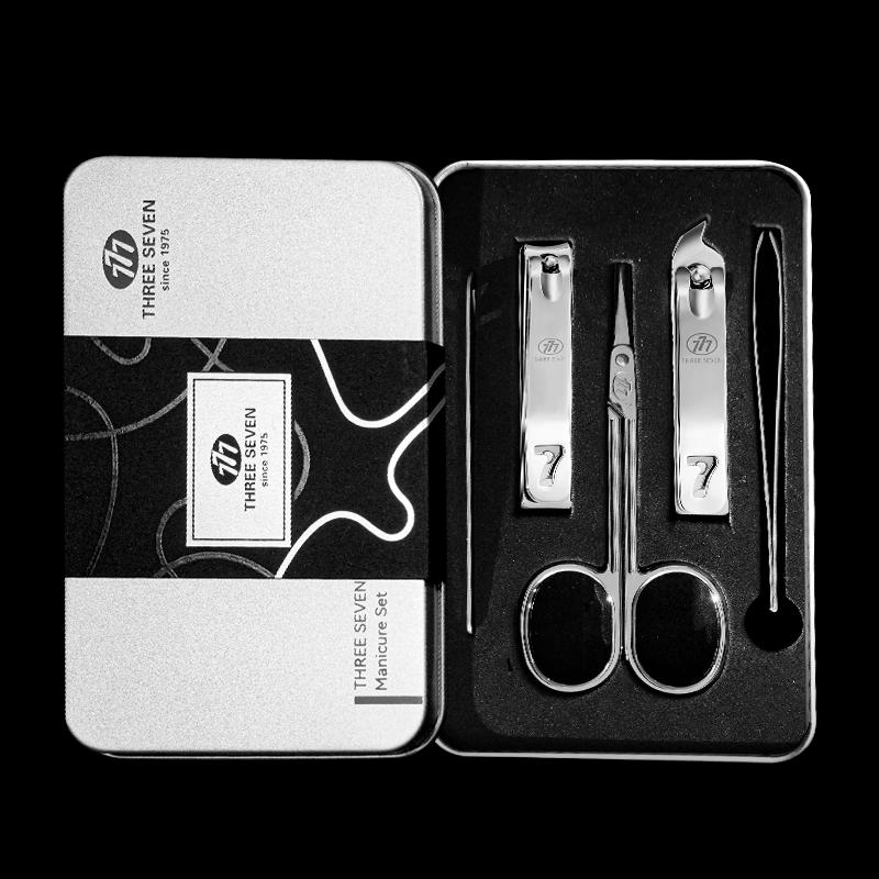 THREE SEVEN 5-Piece Nail Care Set