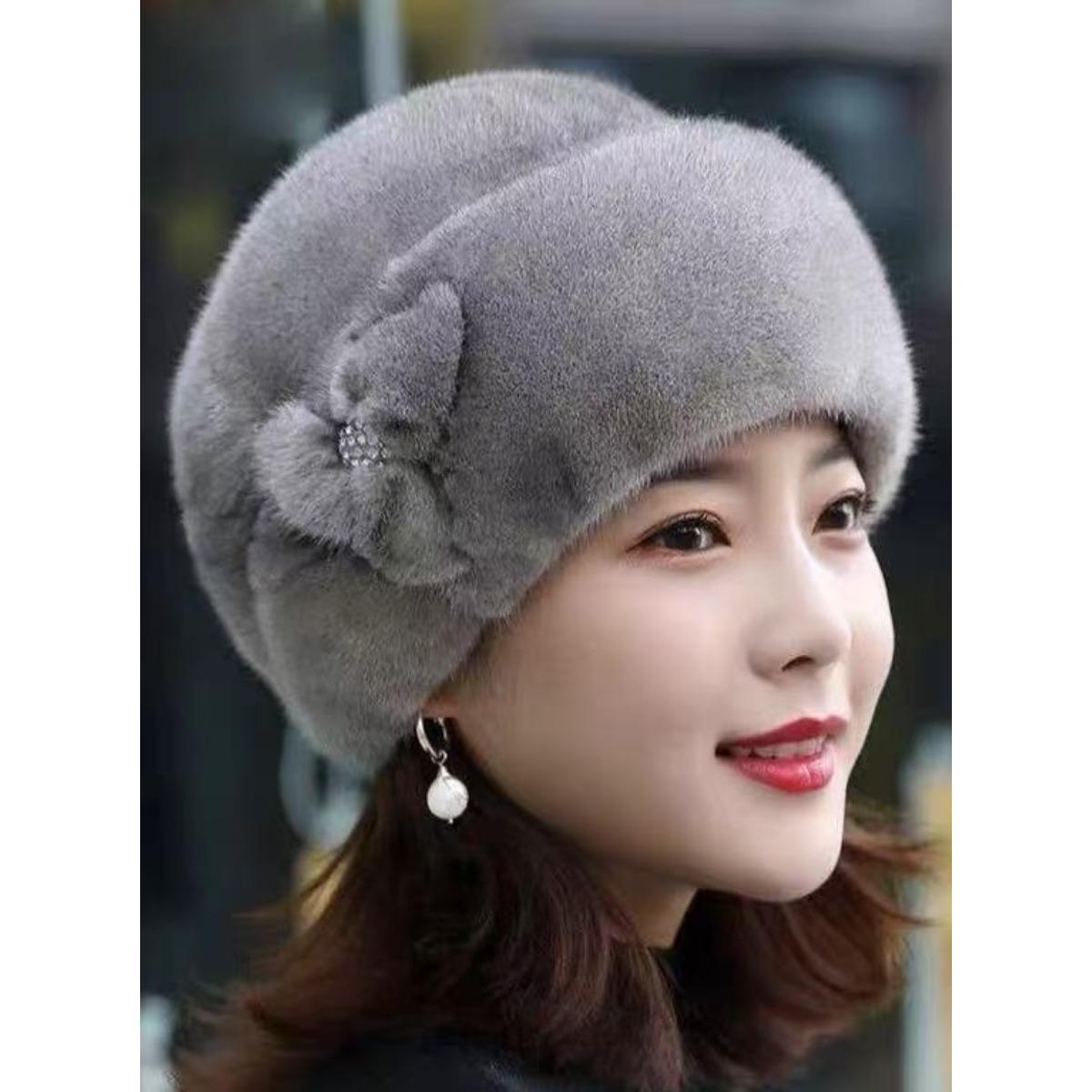 

Женская стильная шапка из искусственного меха норки на осень и зиму с теплой и модной шапочкой-носком One Size