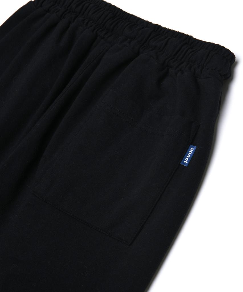 ANNOT Cutoff Wide Half Sweatpants Black