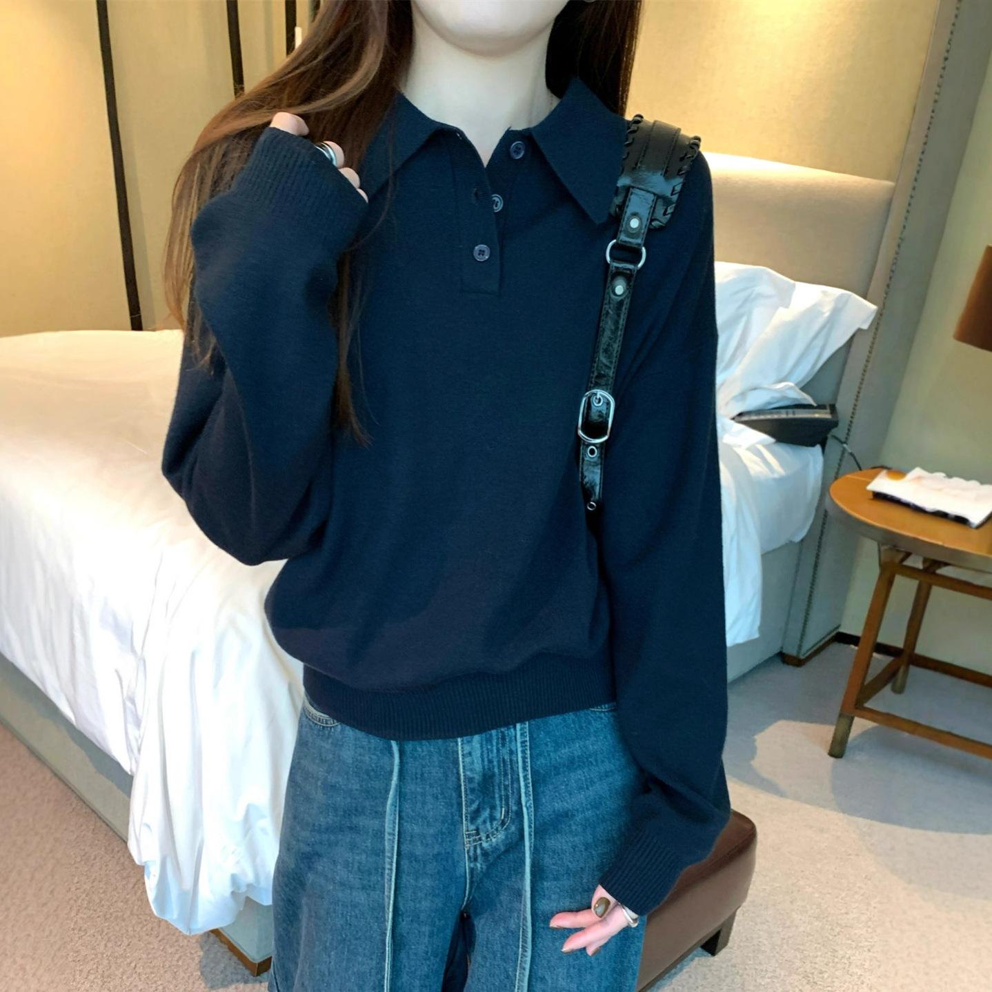 

Core-spun yarn washed water polo collar slack solid color knitted sweater women s autumn and winter versatile shirt loose One size темно-синього кольору