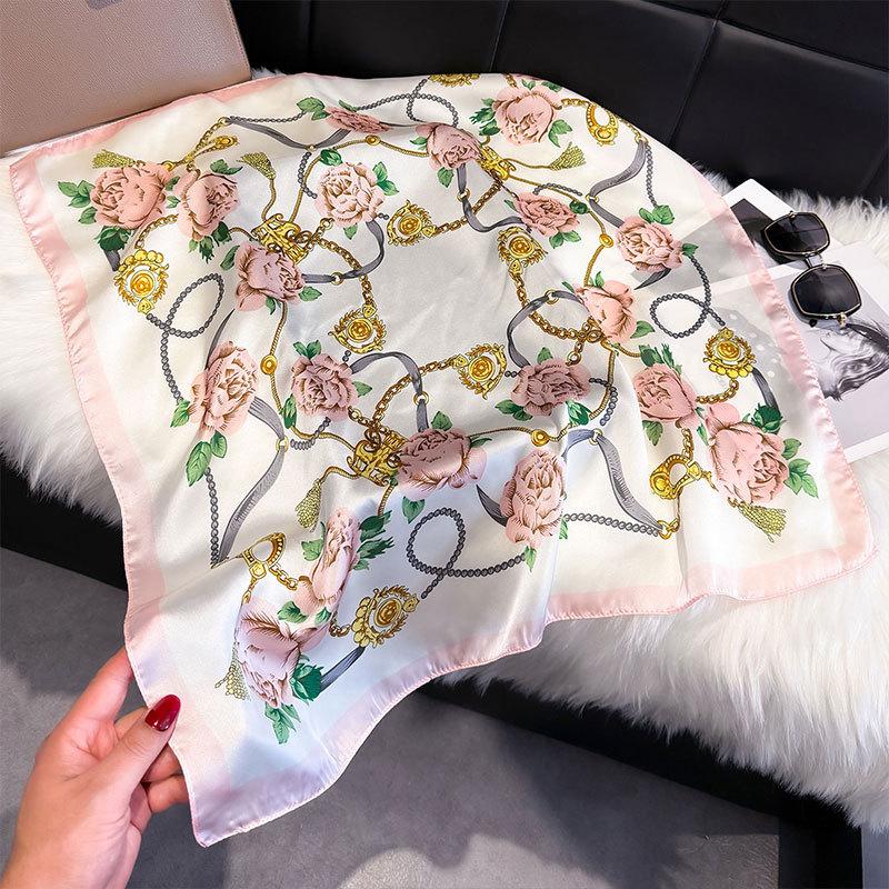 Spring Silk Scarf Fashionable Foreign Style Versatile Small Square Scarf 70Cm Decorative Scarf Sunscreen Travel Shawl Women