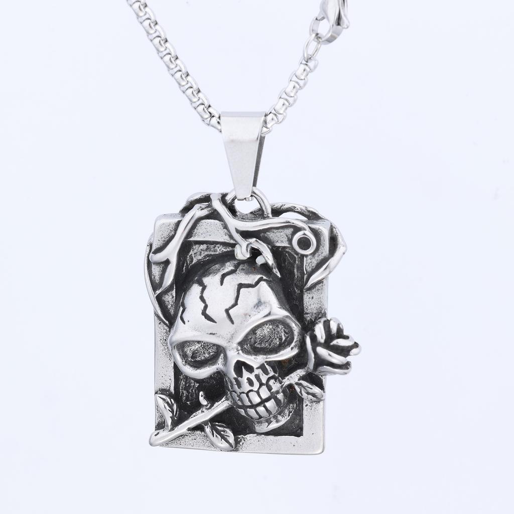 Hot Selling Personality Trend Necklace Skull Rose Shape Pendant Stainless Steel Titanium Steel Men's Fashion Holiday Gift