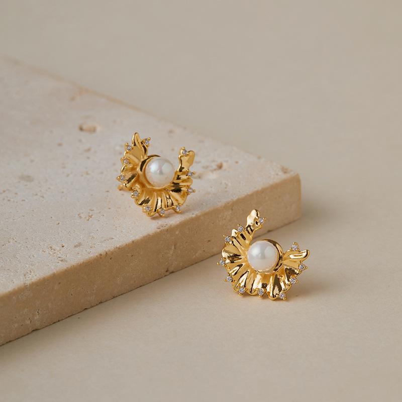 Old Money Style Vintage Zircon Flower Earrings Luxury Advanced Ear Jewelry For Women