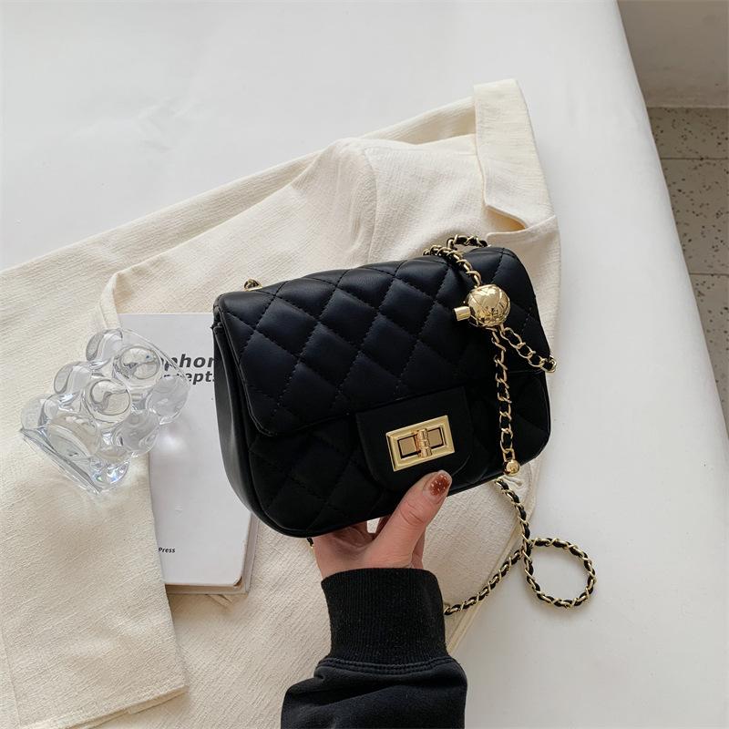 Bag women s bag 2025 new popular high-end diamond small gold ball chain crossbody small square bag popular shoulder bag Small 2879₽