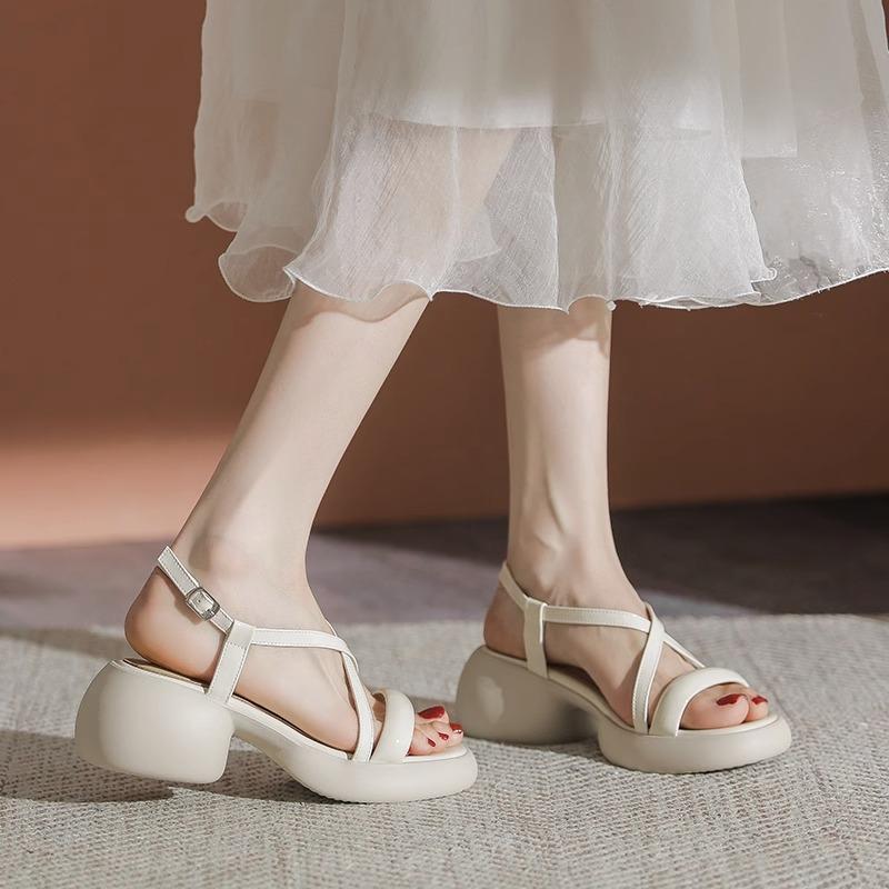 Cross-heeled Sandals for Women in The Summer of 2025, Versatile and Anti-slip Thick-soled Casual Beach Shoes and Sandals