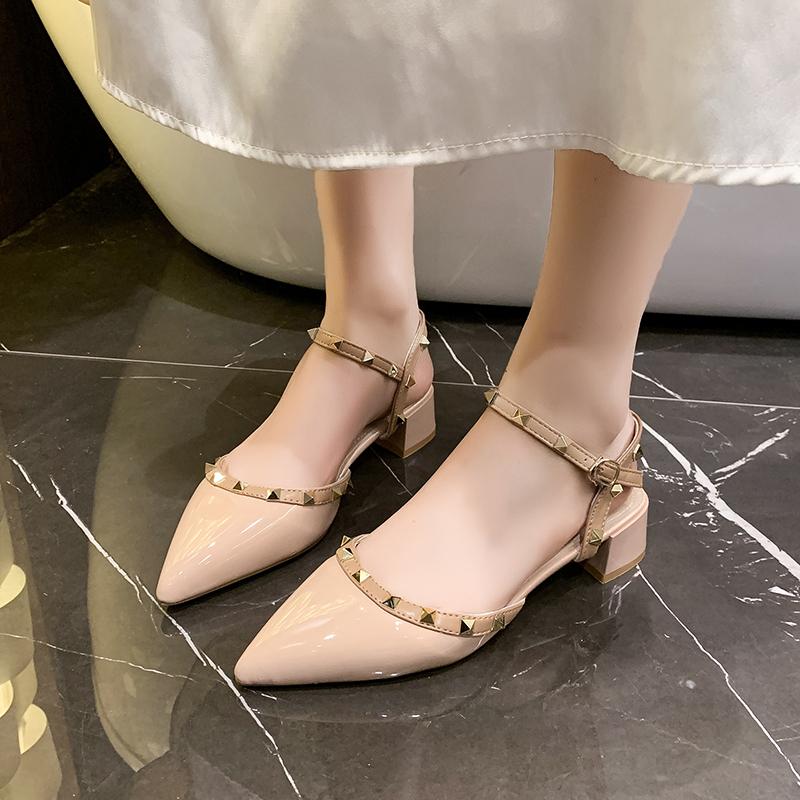 Fashion Women's Shoes Roman Fashion Rivet Sandals PUMPS Sexy Nightclub Stiletto Heels Patent-leather Metallic Rivet Hollow