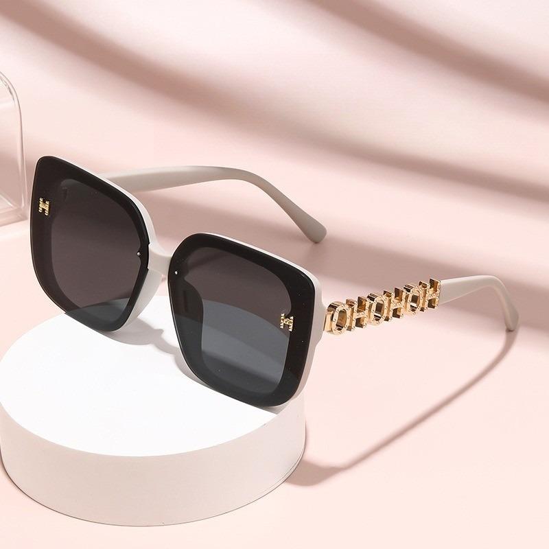 Trendy Oversized Square Sunglasses Women Stylish Large Frame UV Protection