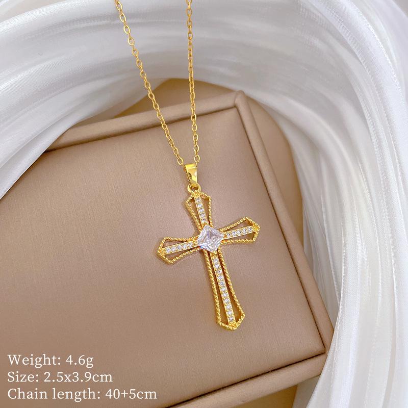 Titanium Steel Moon Pendant Necklace: Elegant Full Diamond Micro-Pave Design, Sparkling and Stylish for Women.